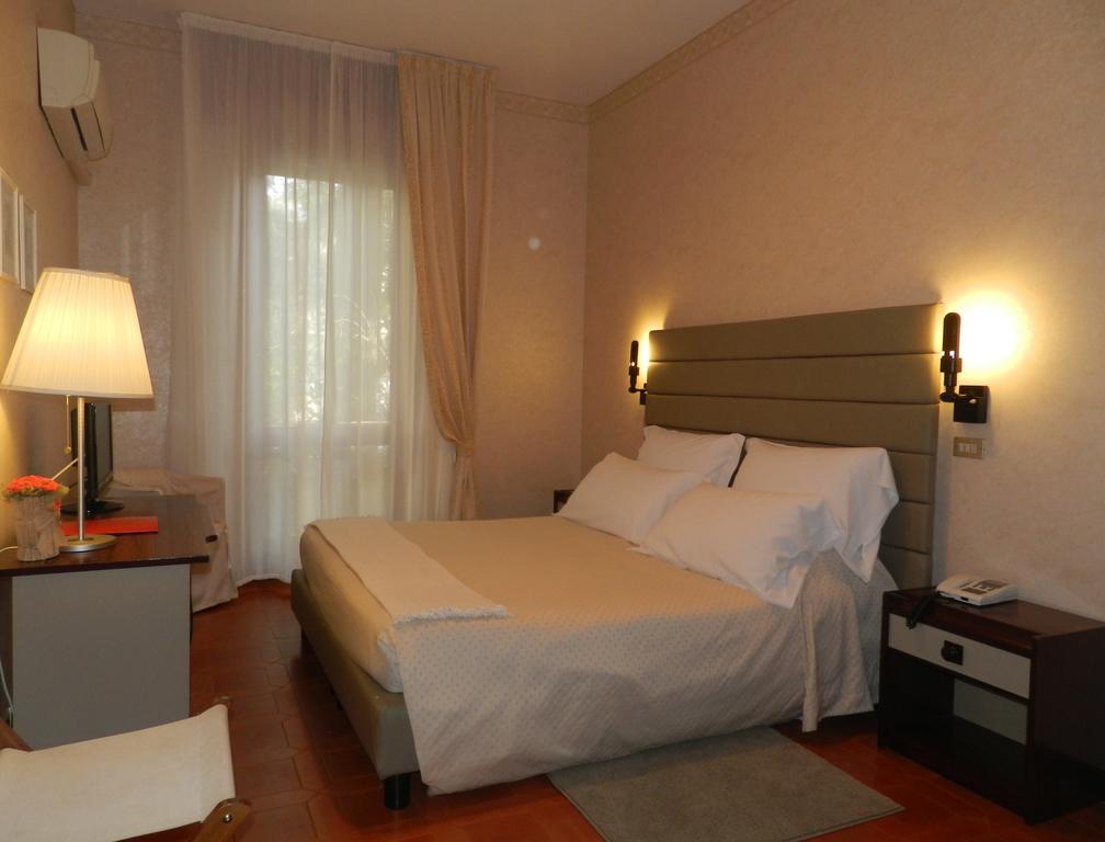 Park Hotel Альбізола-Суперіоре Номер фото